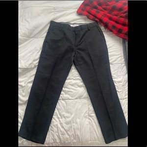 Amazon Essentials slacks 35x28L